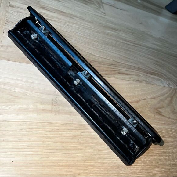 5/$20 three hole 3 hole punch adjustable paper puncher with punch out catcher - Picture 3 of 3